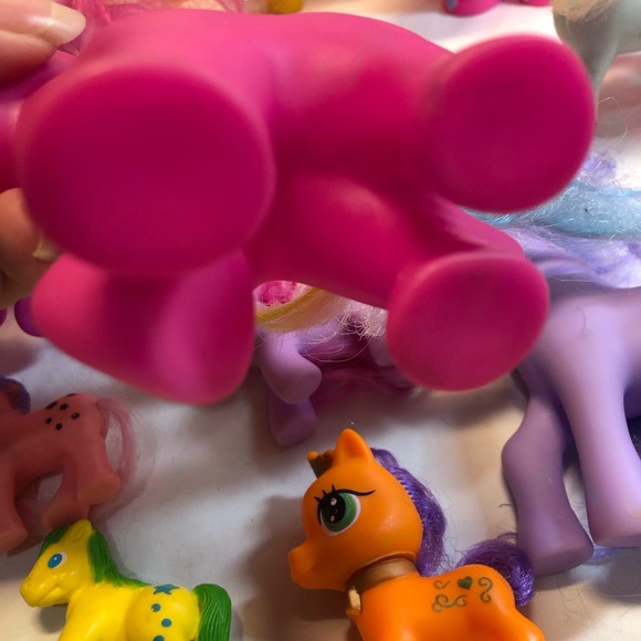 Lot of 15 Ponies horses Unbranded, variety - Picture 8 of 15